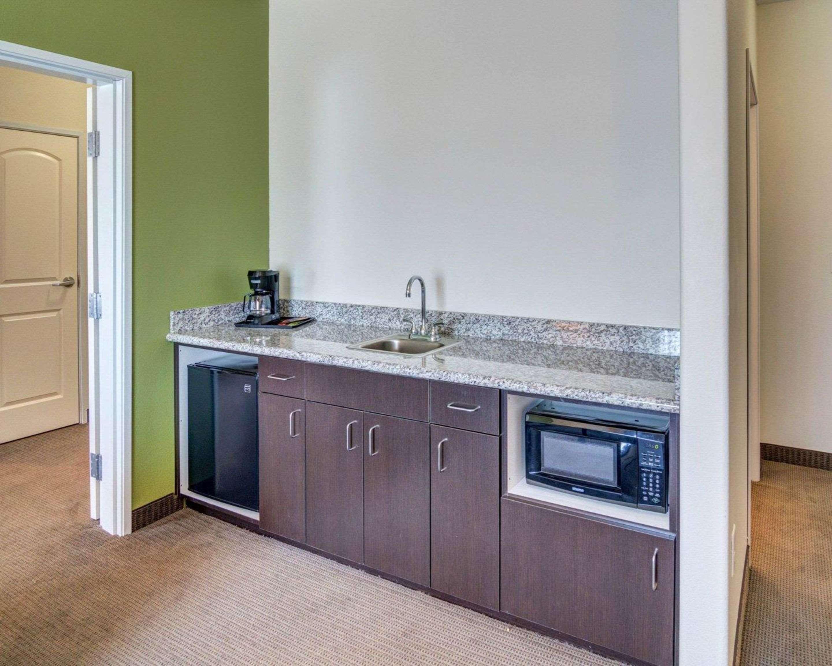 Sleep Inn & Suites Midland West Экстерьер фото